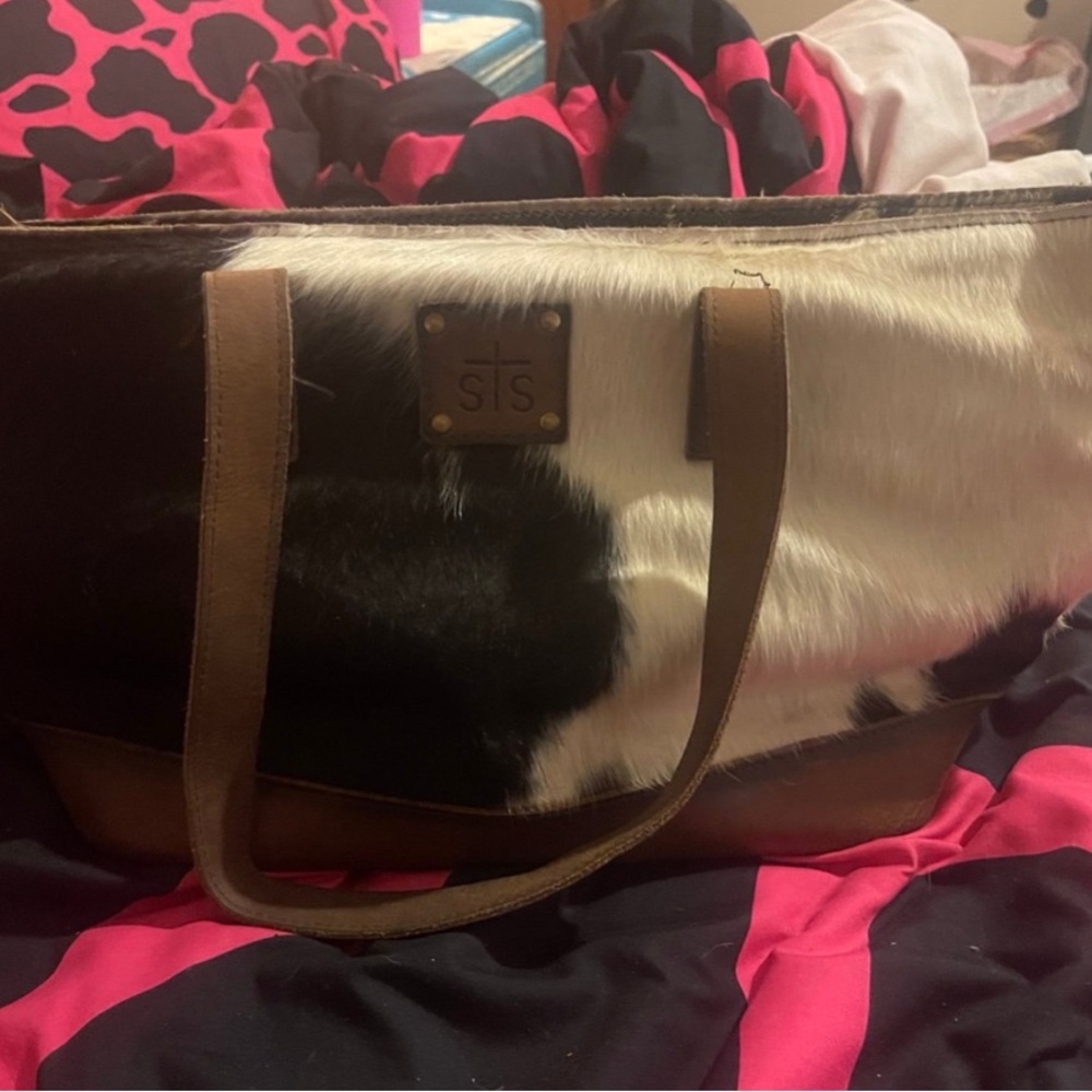 STS Ranchwear Black and White Cowhide Tote